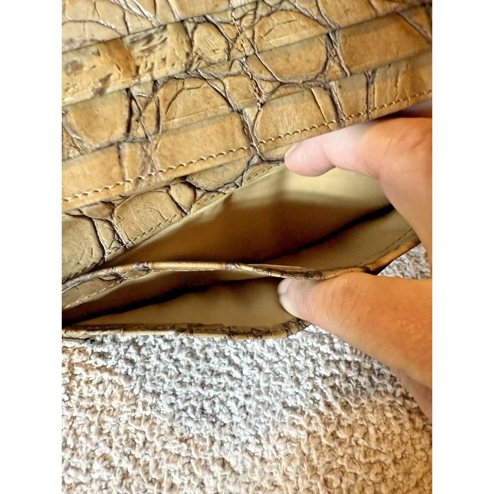 Brahmin Ady Wallet Croc Embossed Leather Tan Beige Cream Folding Bifold Nice